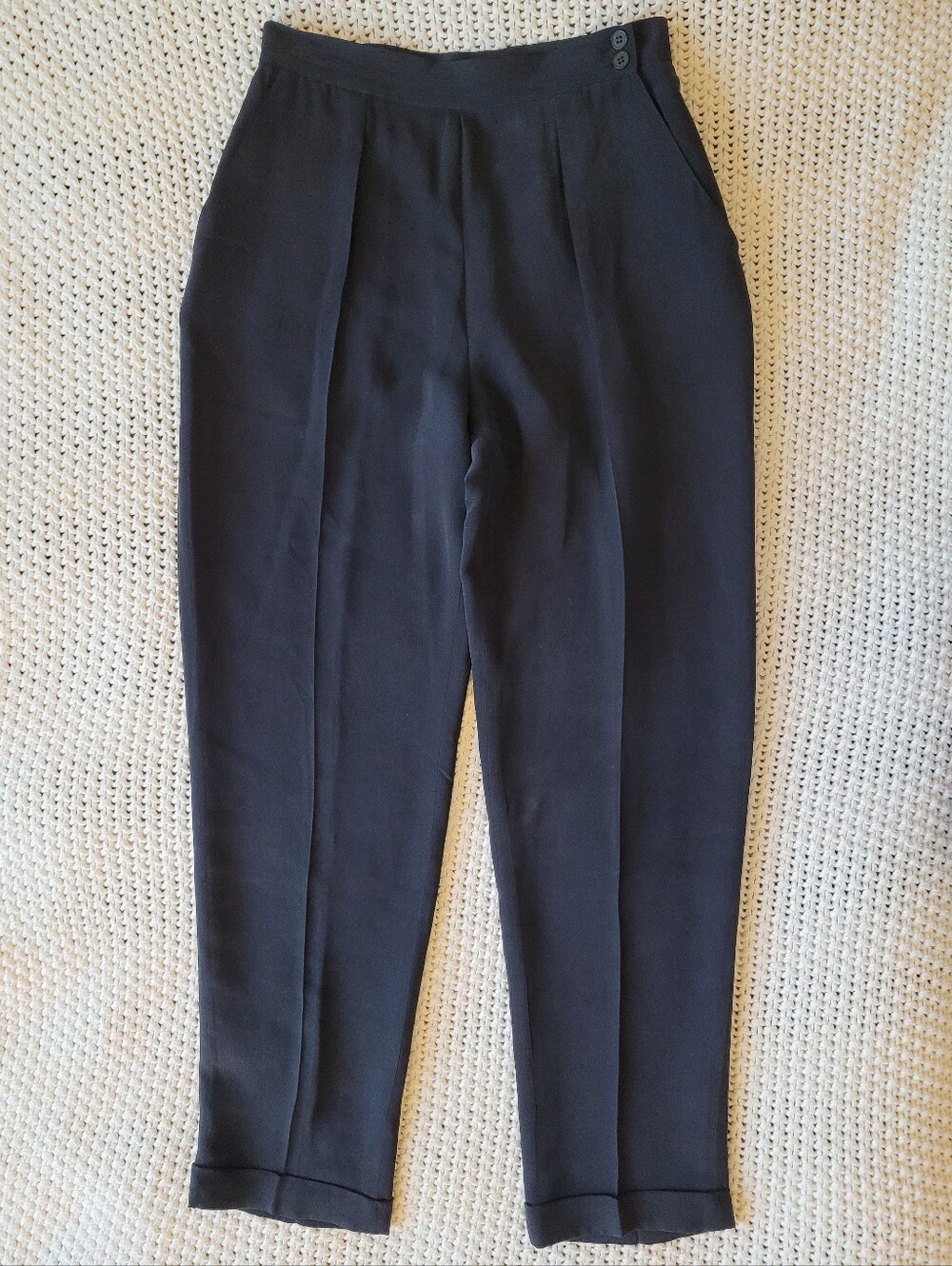 Jones New York Vintage 100% Silk High Waisted Pleated Pants, Black